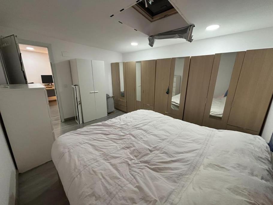 The Special Loft Plaza Castilla Madrid Exterior photo