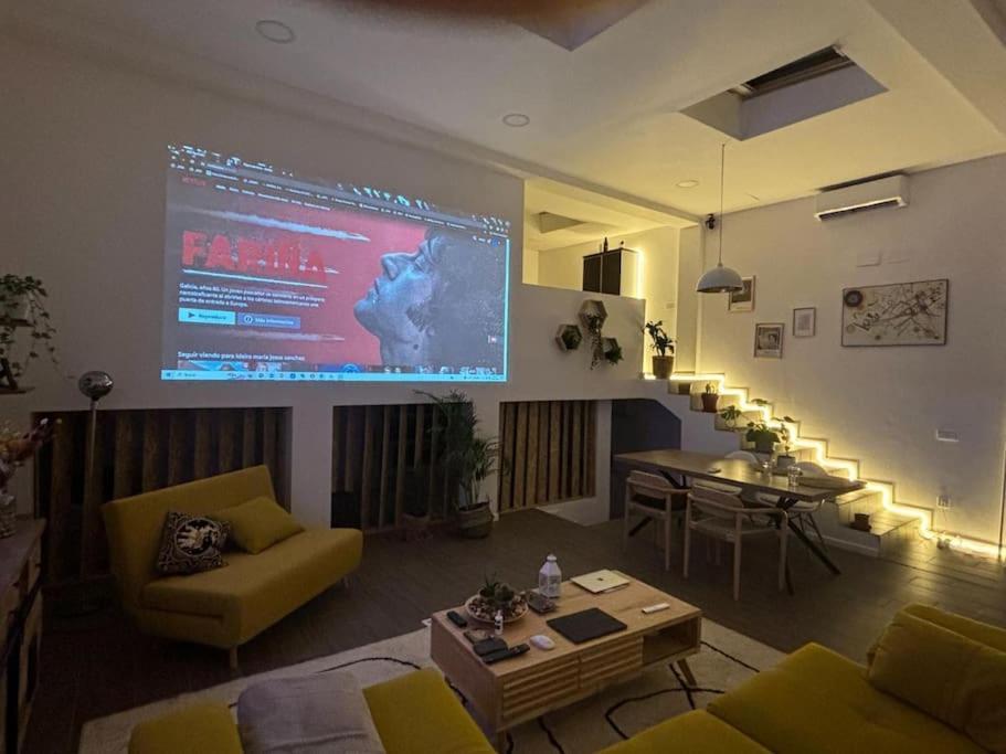 The Special Loft Plaza Castilla Madrid Exterior photo
